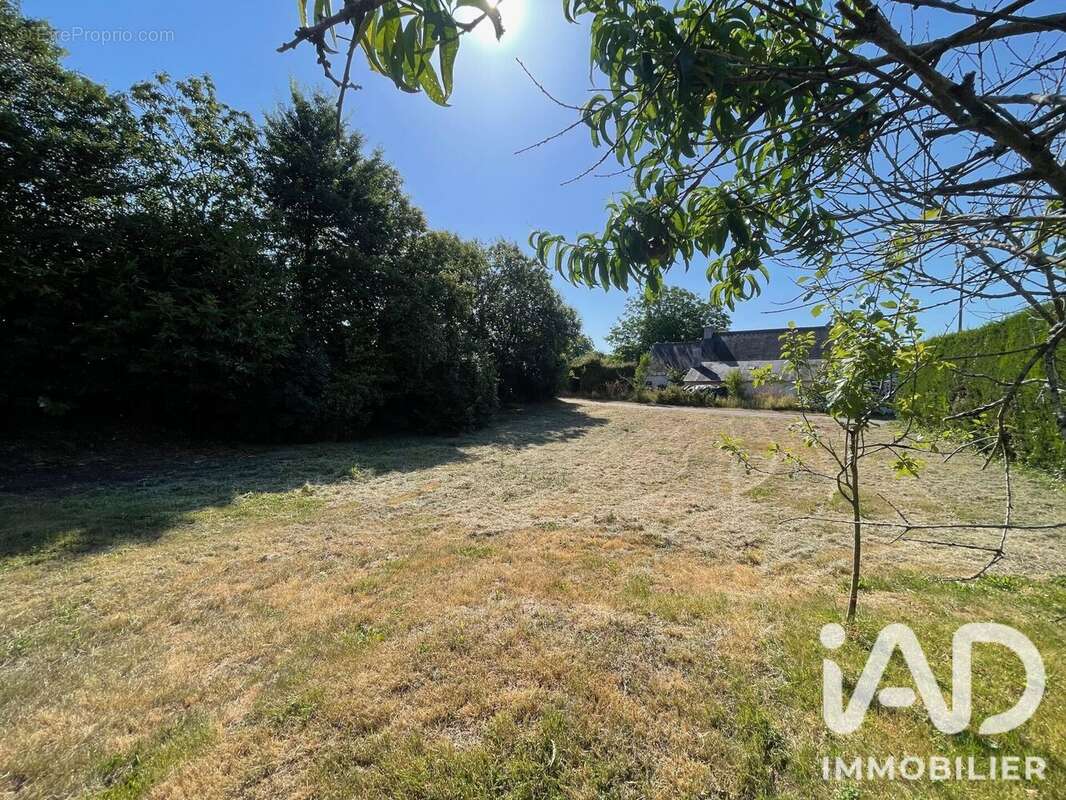 Terrain 565 m² à Pleuven  - photo 3