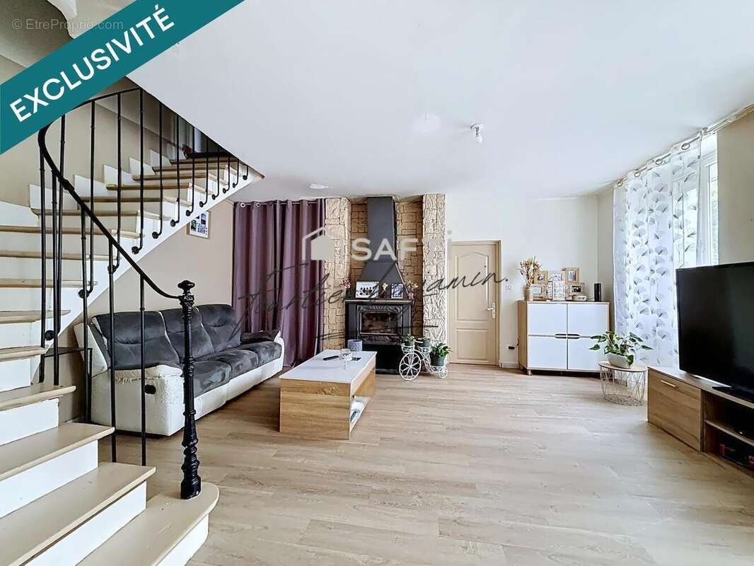 Maison 155 m² à Longueville  - photo 2