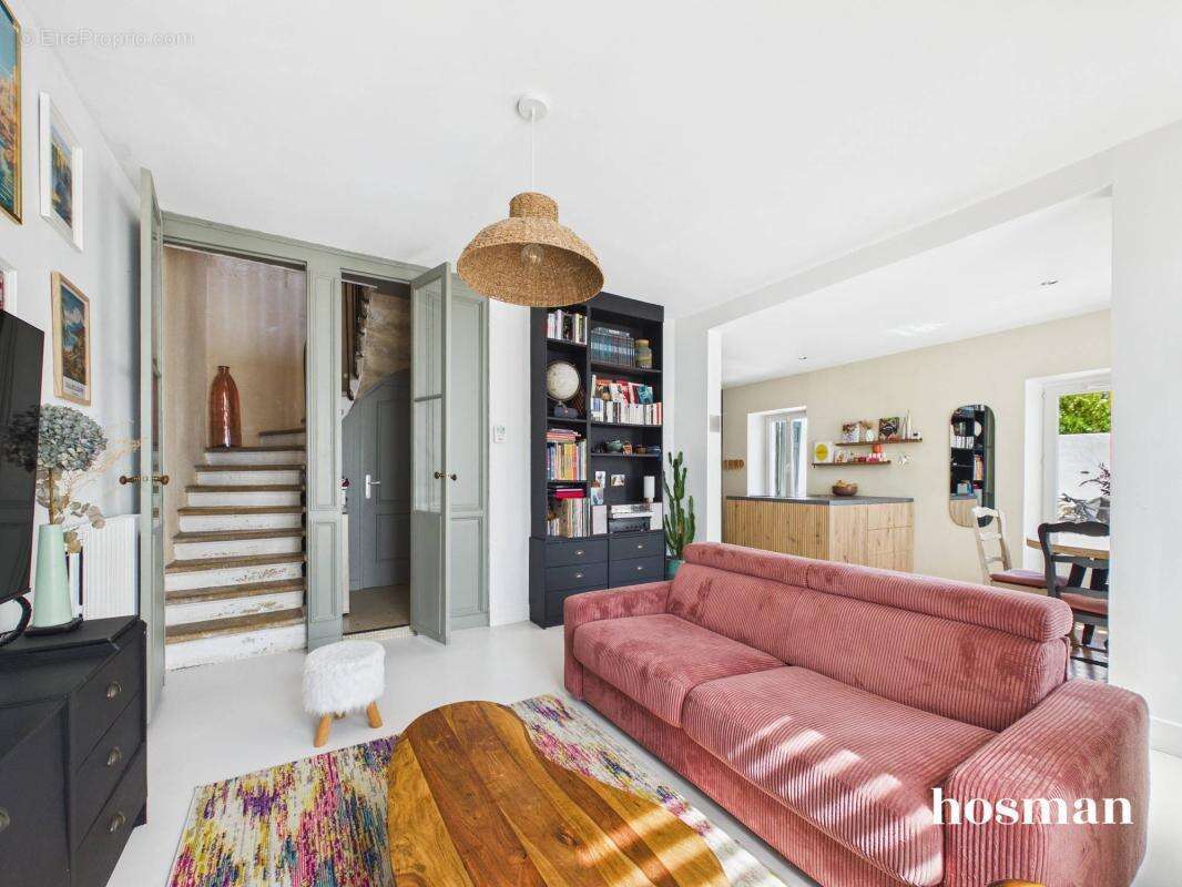 Magnifique maison de ville 3 pièces 76 m² avec terrasse rénovée - Avenue Pasteur, Floirac - photo 3