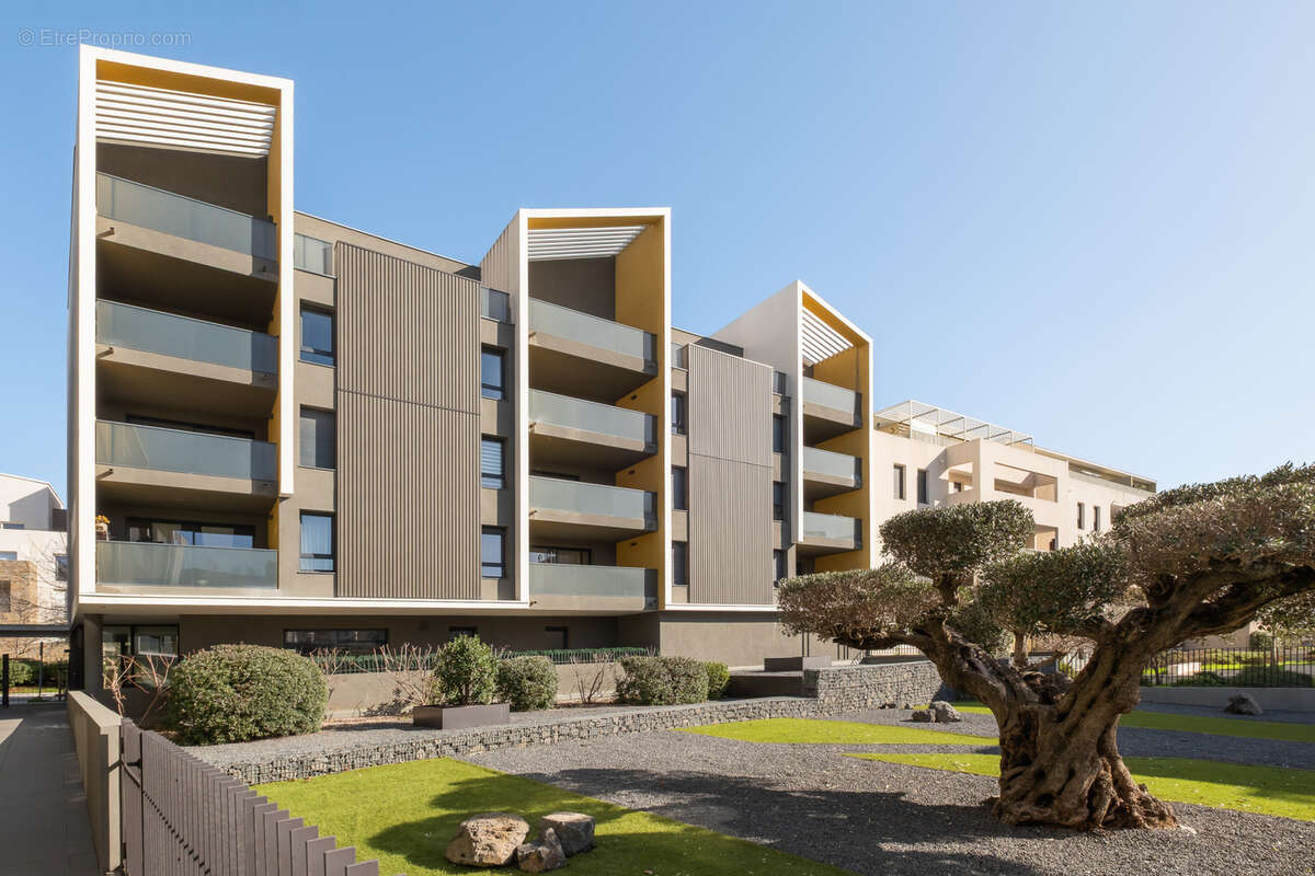 Appartement à SAINT-JEAN-DE-VEDAS