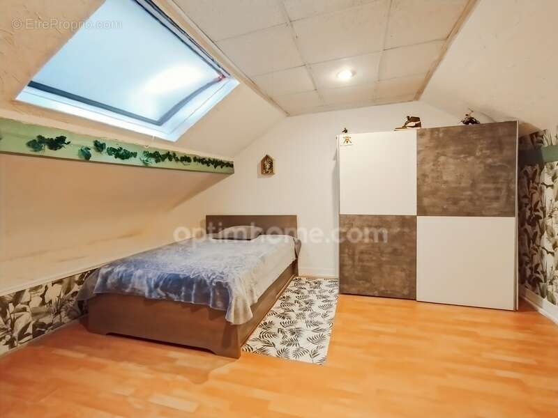 Maison à SAINT-QUENTIN