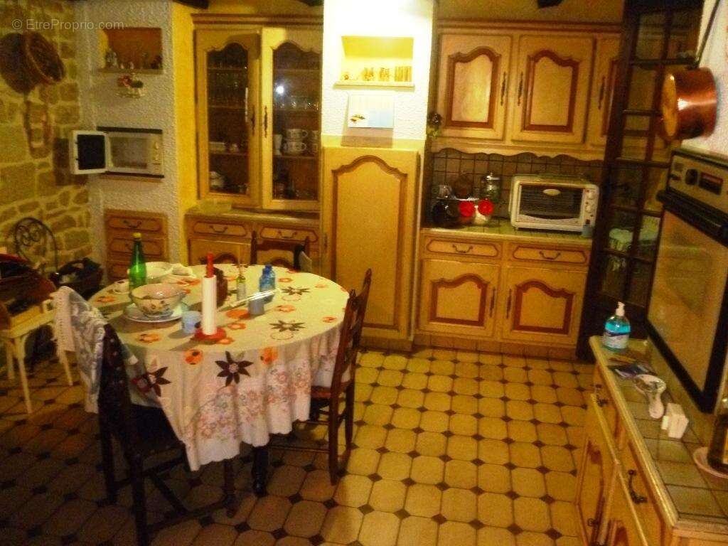 Commerce à GUEMENE-SUR-SCORFF