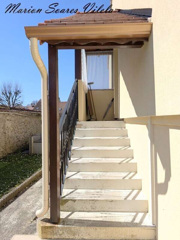 Maison à CHAUMES-EN-BRIE