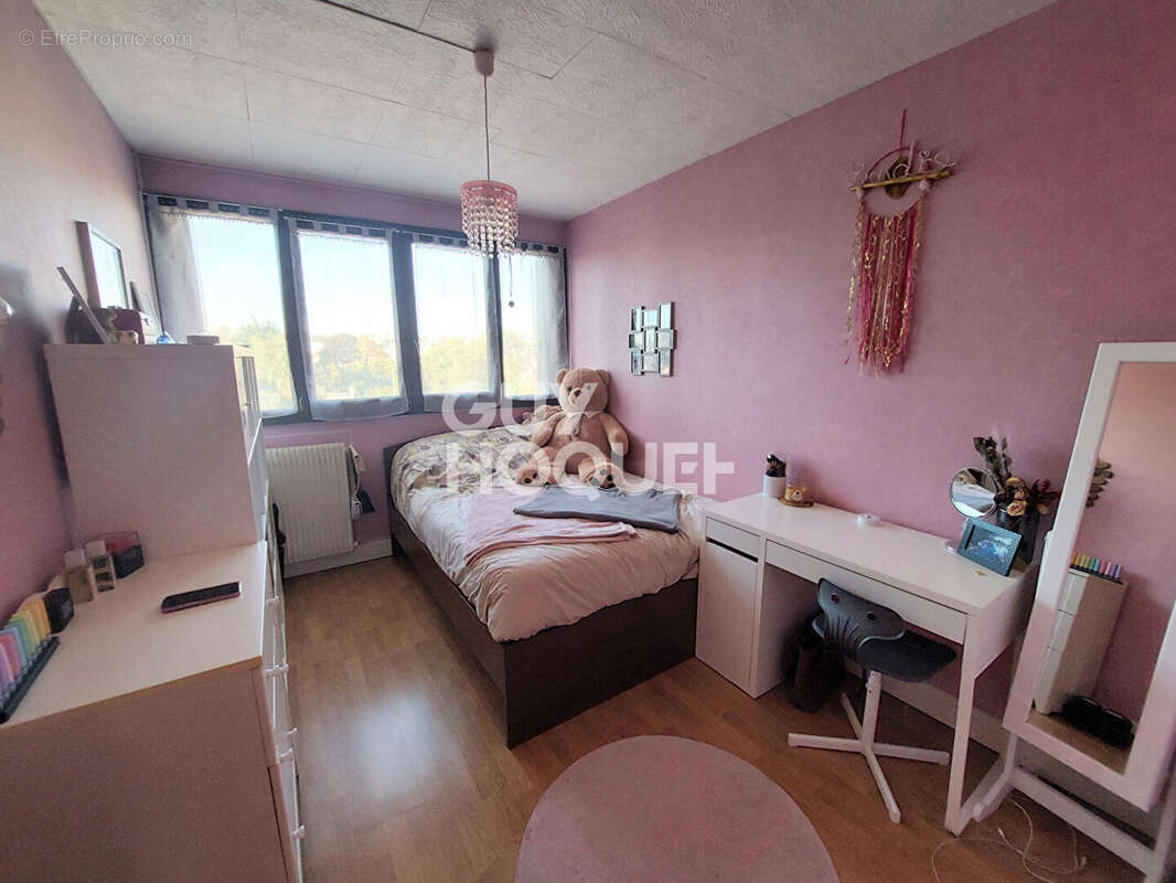 Appartement à ROSNY-SOUS-BOIS