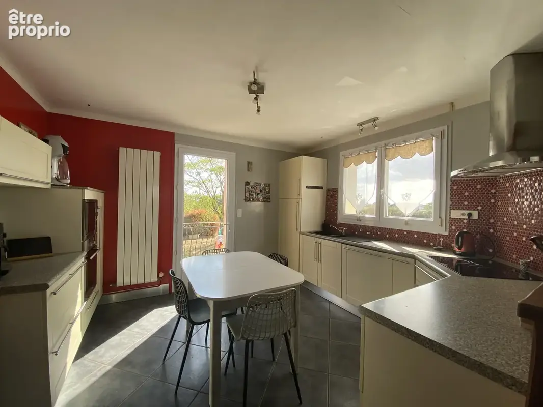 Maison en campagne  avec 5500m2 de terrain + grange - photo 4