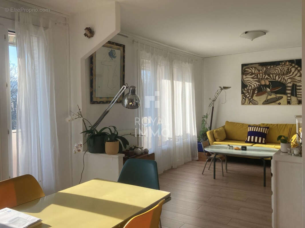 Appartement à AIX-EN-PROVENCE