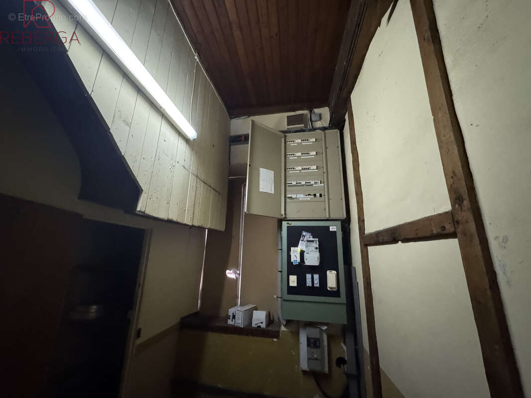 2200 m² à Mazamet  - photo 19