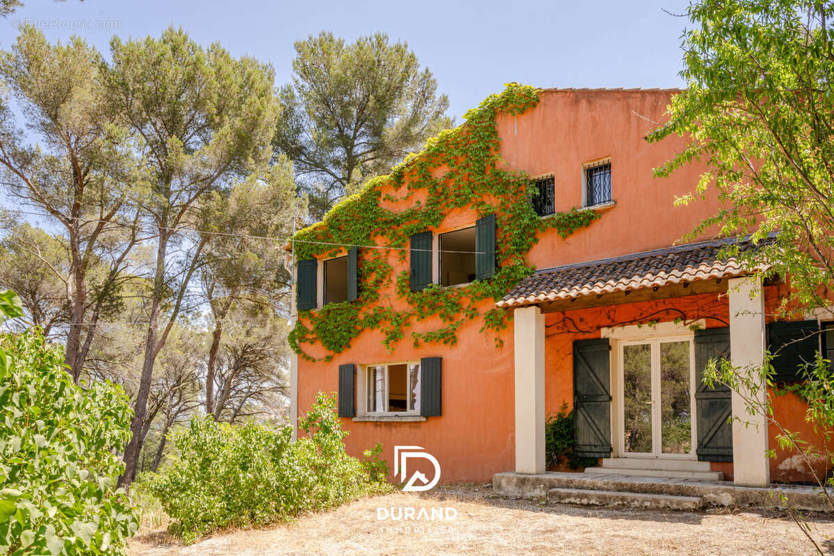 Maison à CABRIES