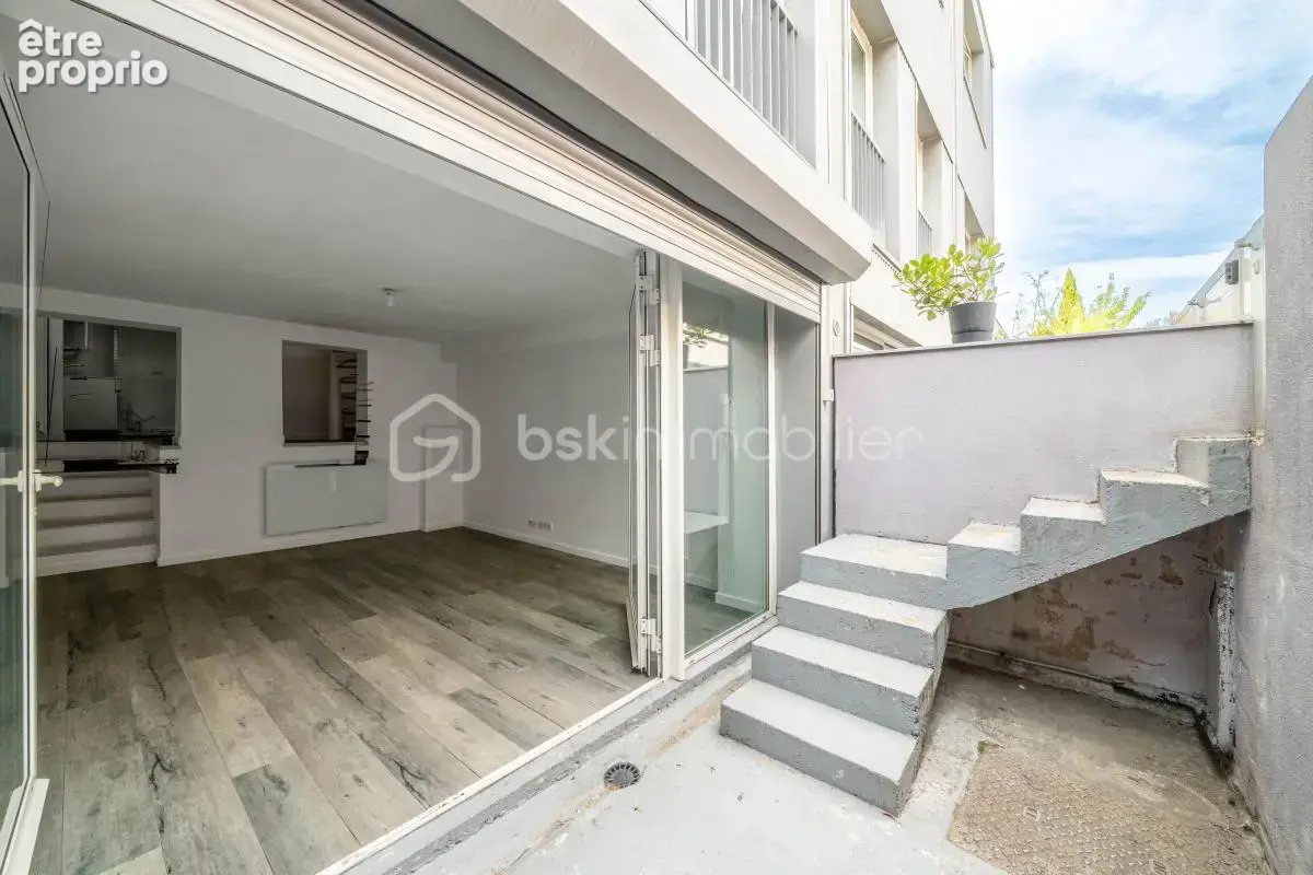 Duplex atypique de 54 m² avec extérieur privatif - photo 2