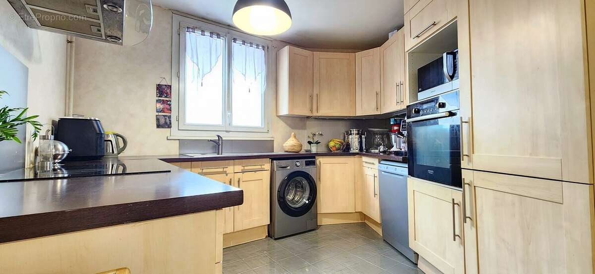 Appartement 90 m² à Franconville  - photo 6