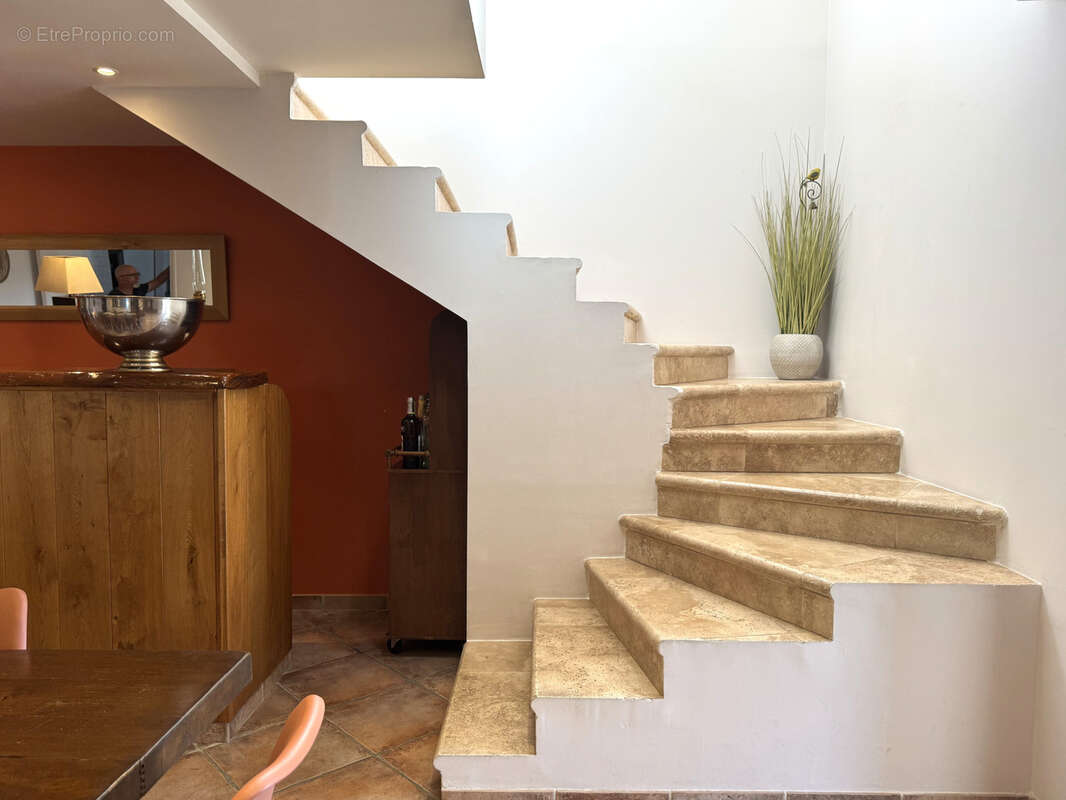 Maison à CARQUEIRANNE