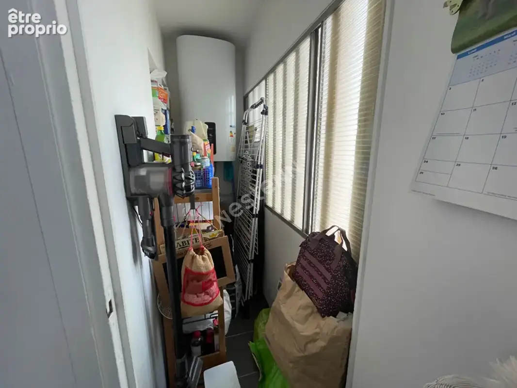Villeurbanne, les gratte-ciel  t4 de 70 m² avec balcon, cave et stationnement partagé - photo 6