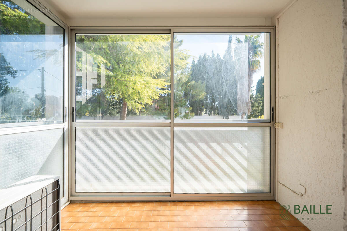 Appartement à MARSEILLE-8E