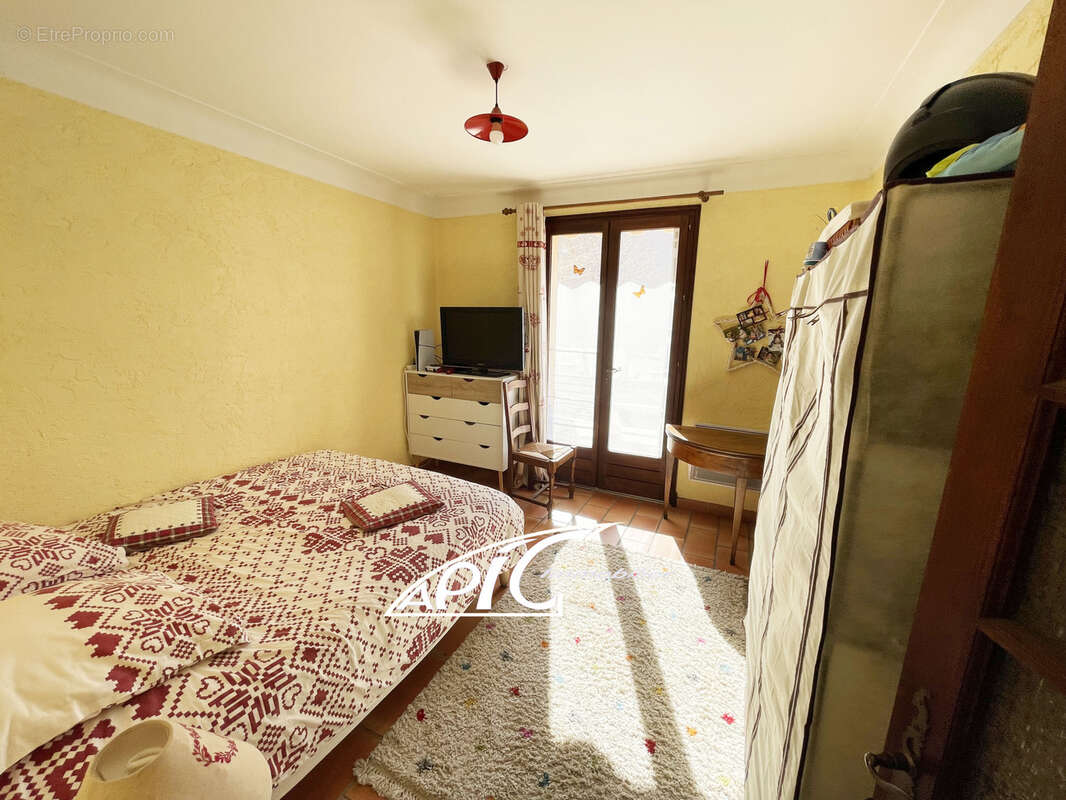 Maison à VALDEROURE