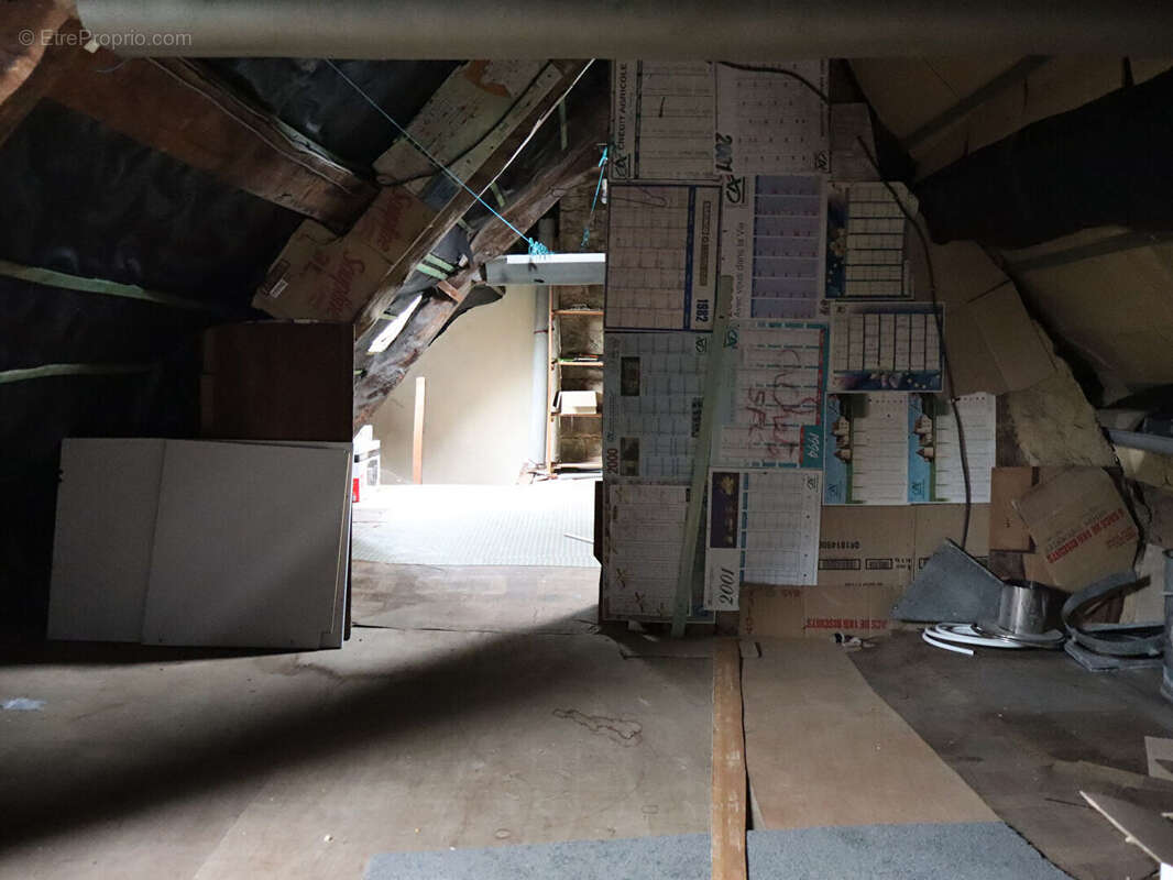 Maison à SAINT-GEORGES-DE-ROUELLEY