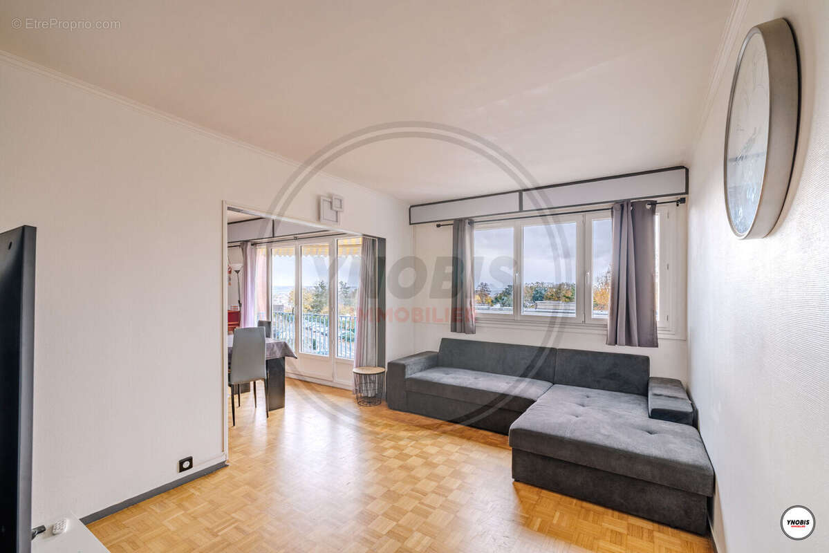Appartement à MEULAN