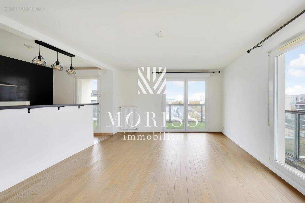 Appartement à GENNEVILLIERS