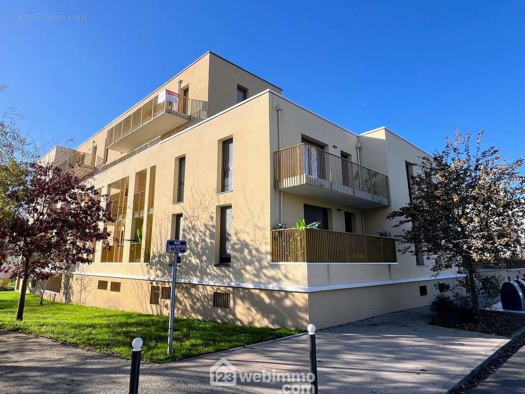 Au 2ème étage d'une résidence récente (mai 2025) dans l'écoquartier de la Monnaie à Angers... - Appartement à ANGERS