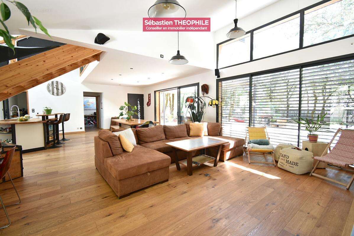 Maison à SAINT-HILAIRE-DE-RIEZ