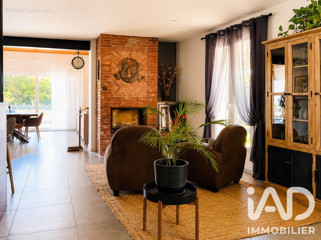 Maison 156 m² à Lafitte-Vigordane  - photo 3