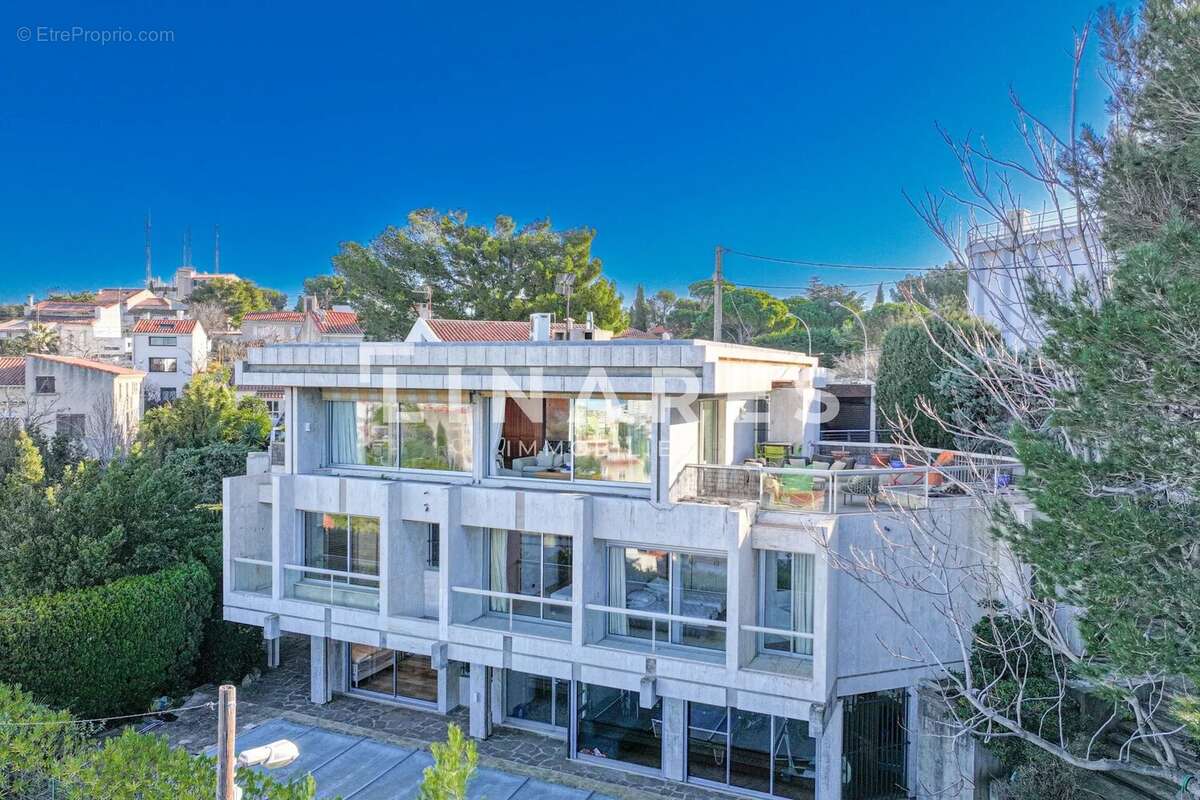 Maison à MARSEILLE-8E