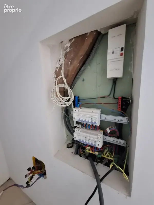  À VENDRE – Maison de ville 213 m² avec 4 appartements à finir de rénover – RISCLÉ (Gers 32) - photo 19
