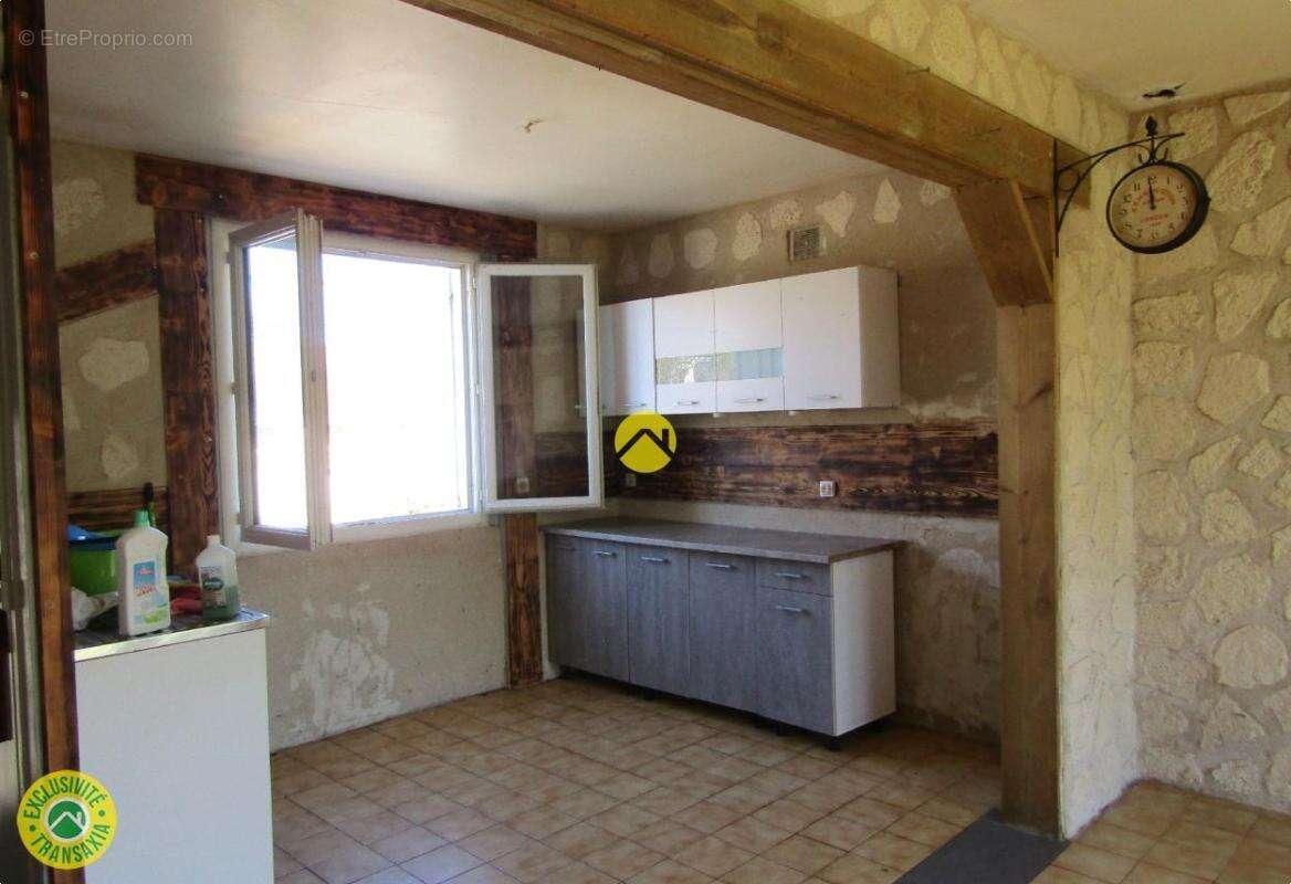 Maison à MONTRICHARD