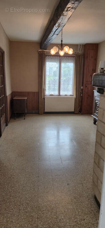 Maison à CREPY