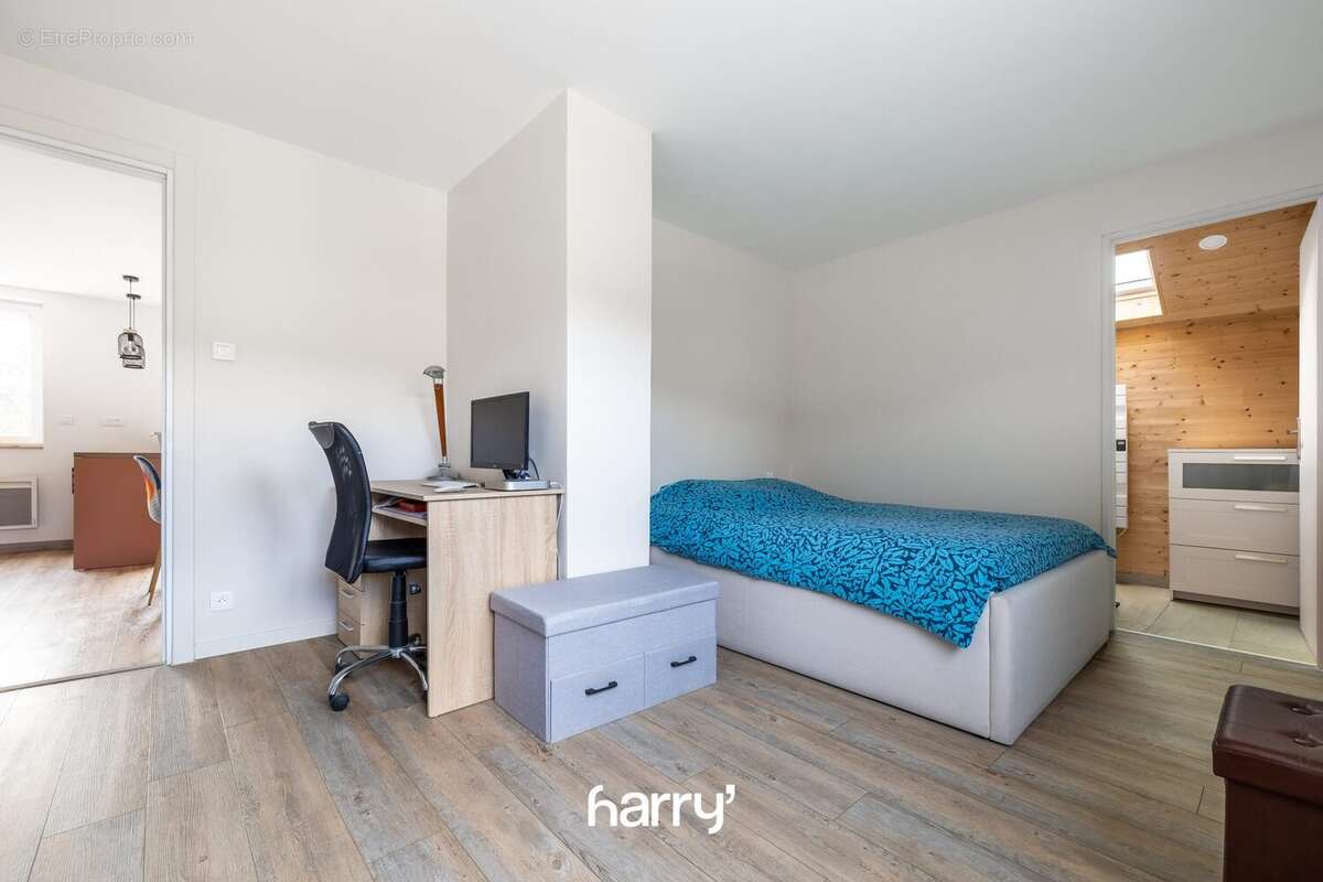 Appartement à OYE-ET-PALLET