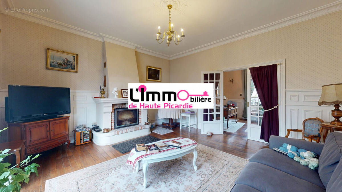 Salon Habitation Principale - Maison à HATTENCOURT