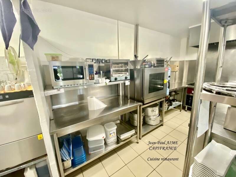 Commerce à PONT-SAINT-ESPRIT