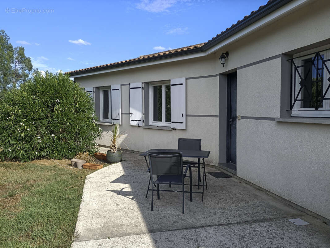 Maison à ROAILLAN