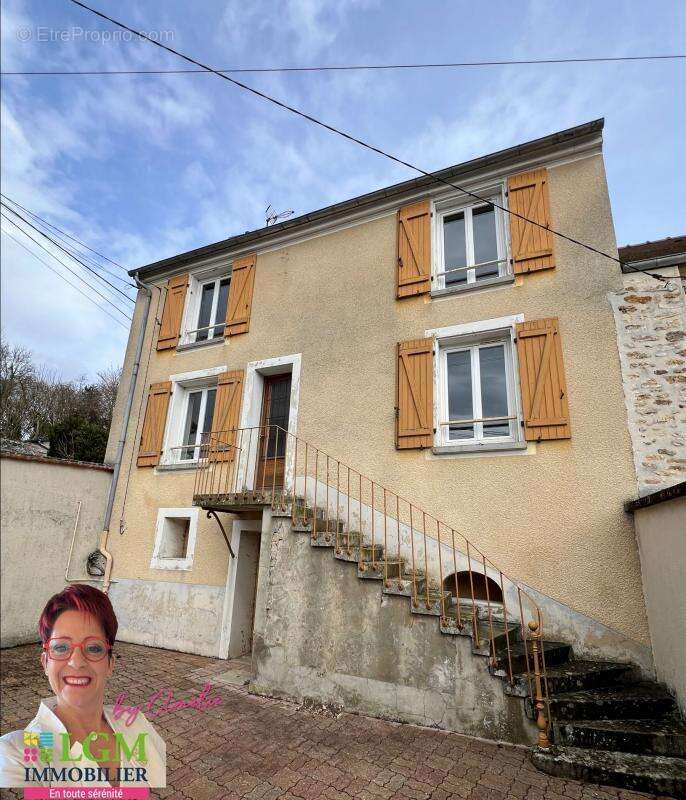 Maison à ESSOMES-SUR-MARNE