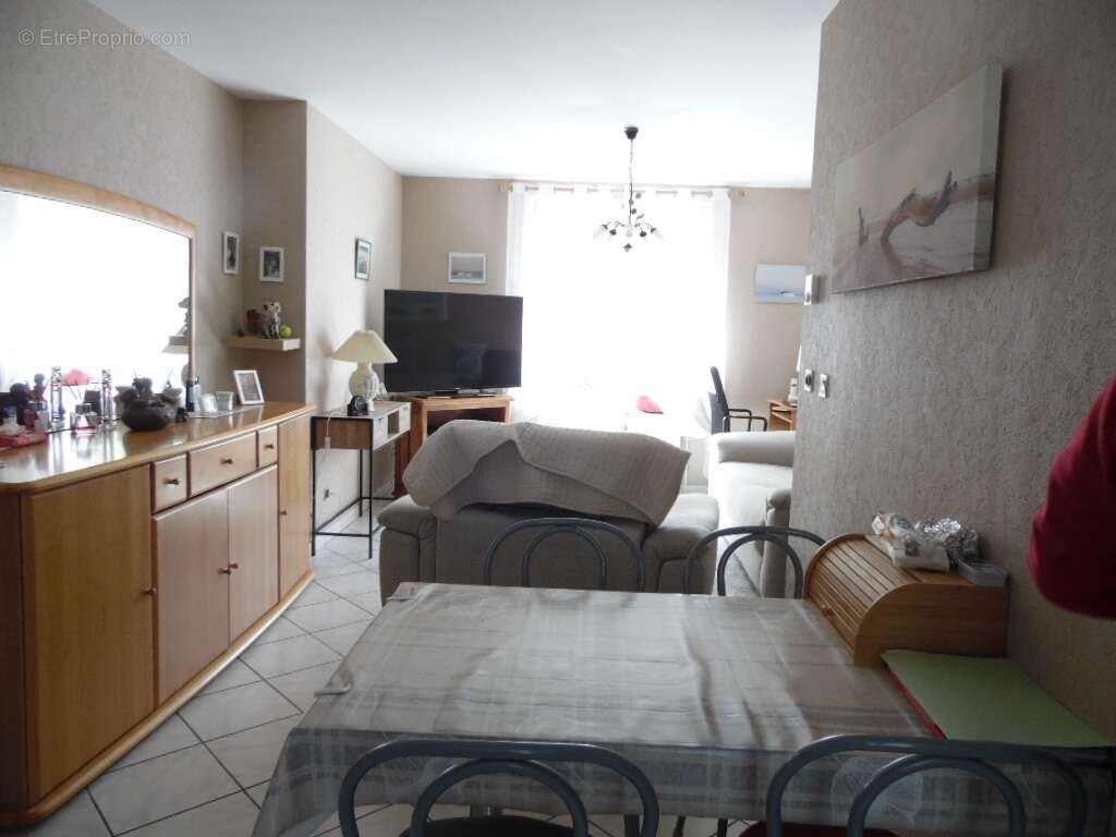 Appartement à SENONES