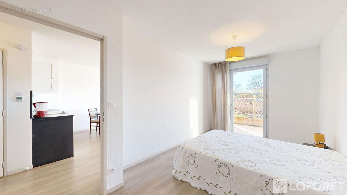 Appartement à YZEURE