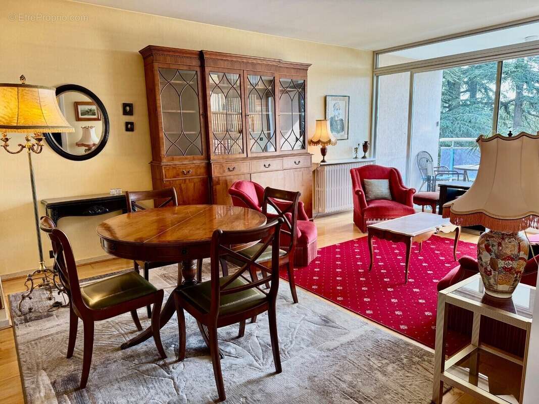 Appartement à ROMANS-SUR-ISERE