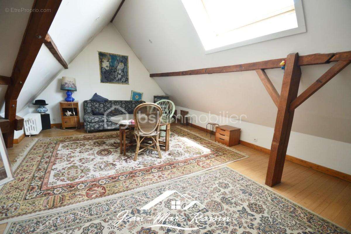 Maison à LE BLANC-MESNIL