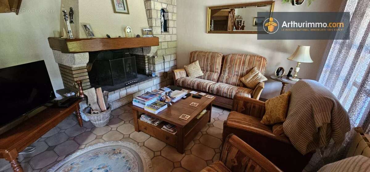 Maison à FOUGAX-ET-BARRINEUF