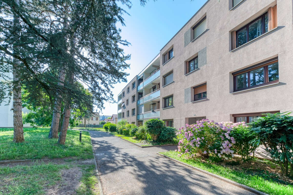 Appartement à SAINT-PRIEST
