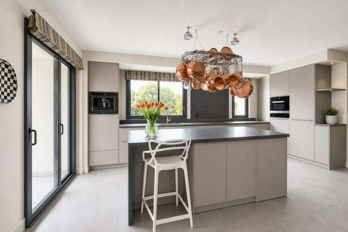Maison d'exception 7 pièces 220 m² à Marcey-les-Grèves - photo 10