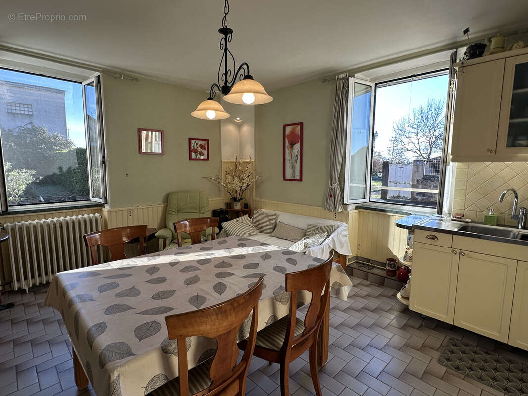 Maison à SAINT-IGNAT