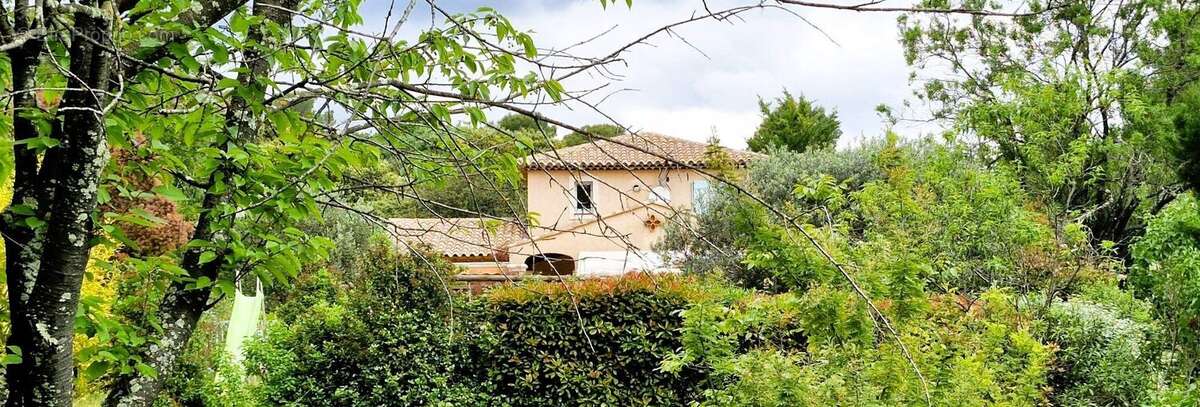 Maison à LORGUES