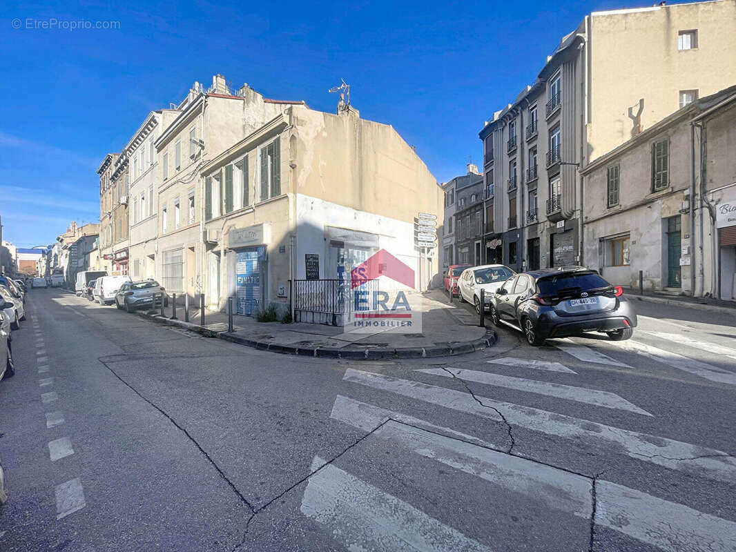 Appartement à MARSEILLE-4E