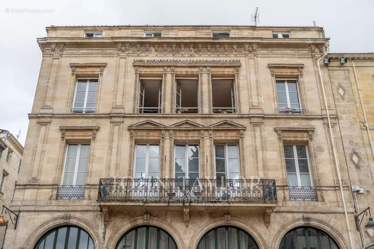 Appartement à BORDEAUX
