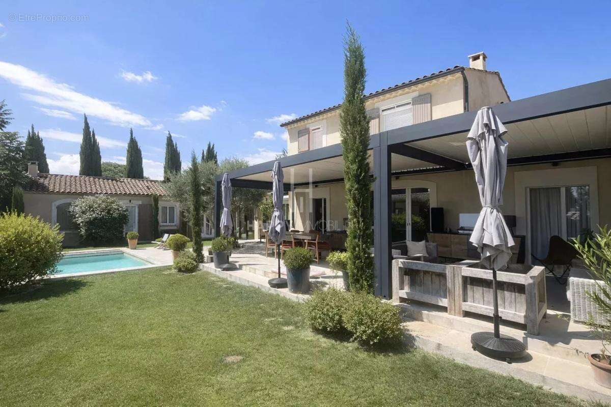 Maison à MAUSSANE-LES-ALPILLES