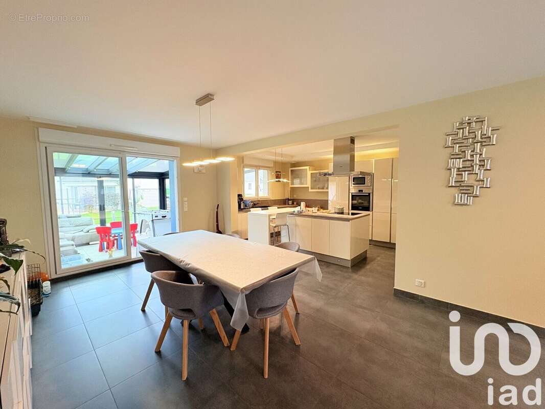 Photo 4 - Maison à RUSSANGE