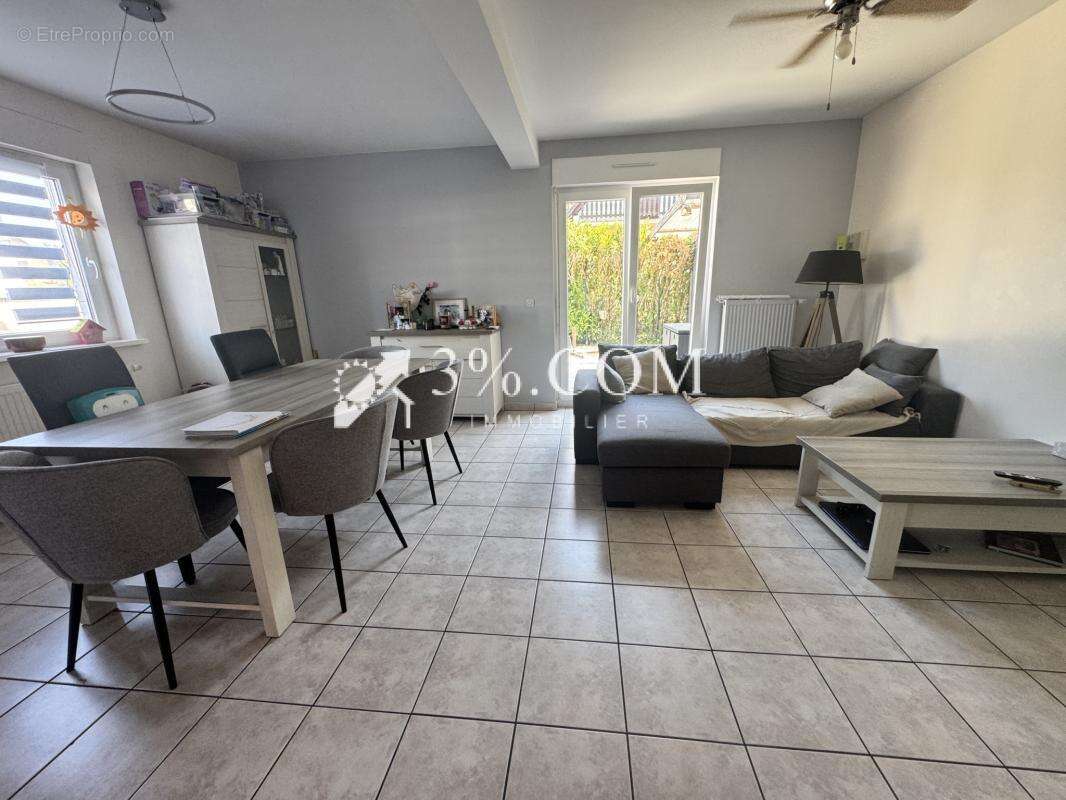 3%.COM Ensemble de  2 maisons mitoyennes de 4 pièces louées - photo 3