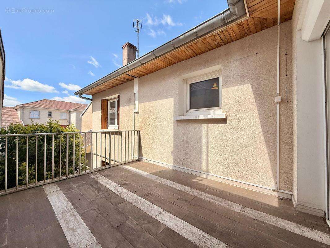 Appartement à PONTAILLER-SUR-SAONE