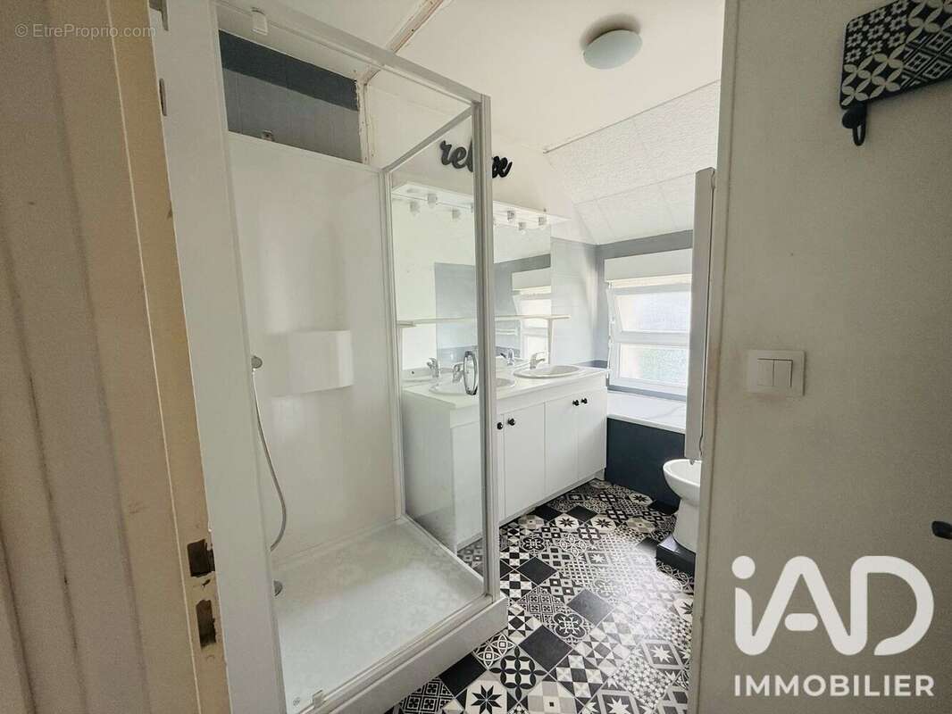 Maison 128 m² à Monnaie  - photo 7