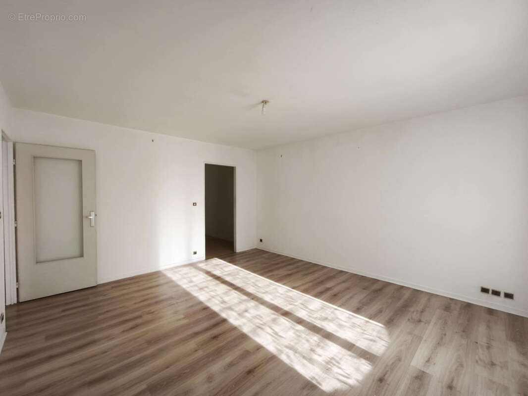 Appartement à SAINTE-SAVINE